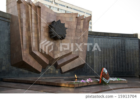 Russian Federation Khabarovsk The Second World War memorial in the glory square "Eternal fire" Russian Federation Khabarovsk The Second World War memorial in the glory square "Eternal fire" 15913704