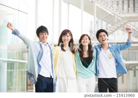 University student image 15913960