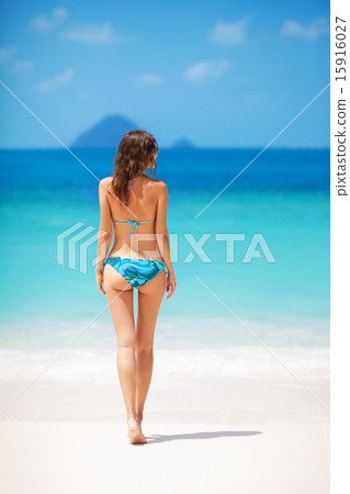 girl in bikini girl in bikini 15916027