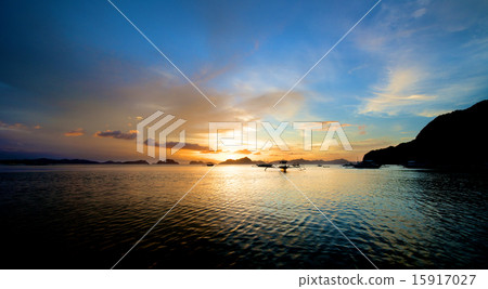 El Nido Sunset Landscape 15917027