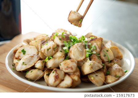 Fried Potatoes 15917673