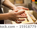 Craftsman's hand 15918779