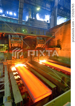 hot steel on conveyor 15926765