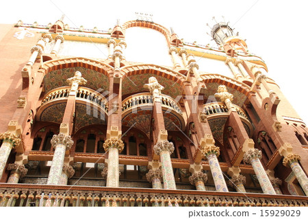 加泰羅尼亞音樂大樓的外觀〜支柱〜 15929029