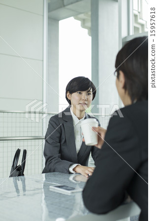 人數眾多的企業 15957618