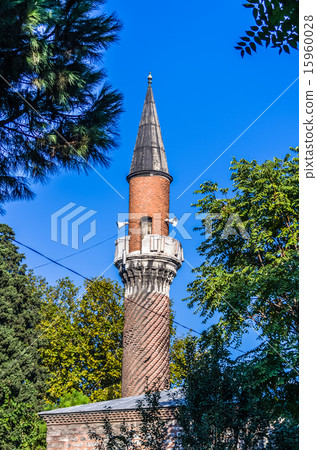 View on minaret of mosque in Istanbul View on minaret of mosque in Istanbul 15960028