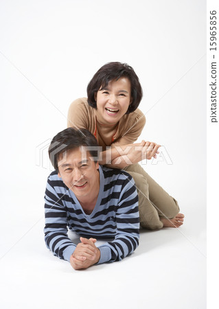 Middle-Aged Couple II_091 15965856