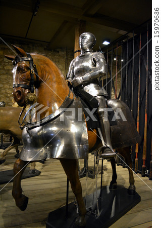 Medieval British armor collection (armor · helmet · horse shell etc) 15970686