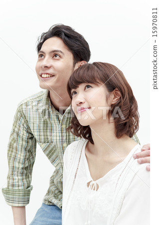 Horizontal line of formal men and women 15970811