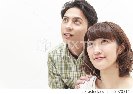 Horizontal line of formal men and women 15970815