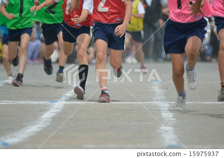 Elementary school sports festival selection relay 15975937