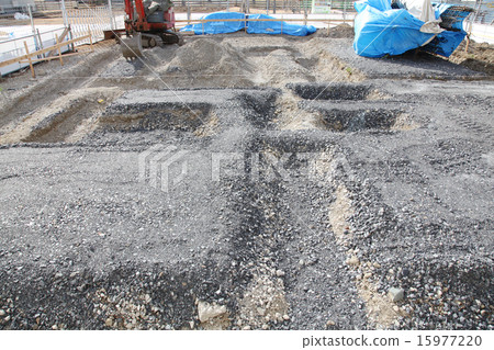 Construction site of housing foundation construction Crushed stone laden 15977220