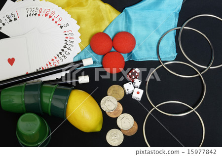 Magic trick 15977842