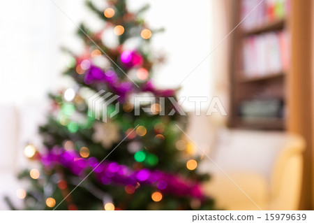 abstract christmas tree with defocused lights 15979639