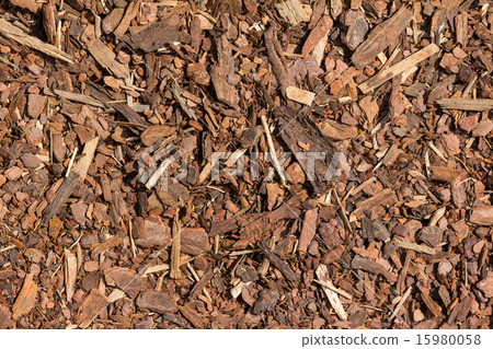Mulch wood bark material 15980058