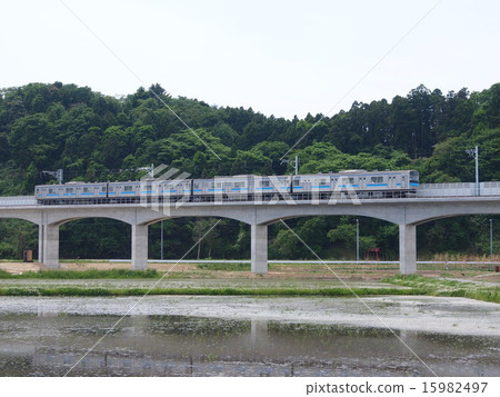 205 series running in the restoration section of the JR Sengoku earthquake disaster 205 series running in the restoration section of the JR Sengoku earthquake disaster 15982497