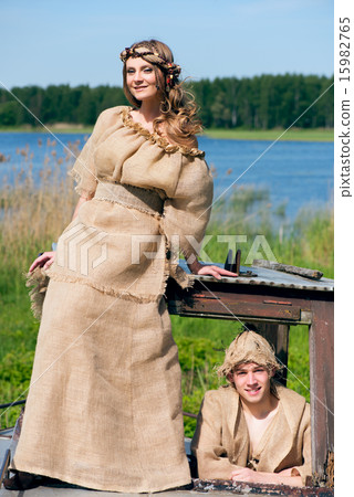 Ancient Medieval couple Ancient Medieval couple 15982765