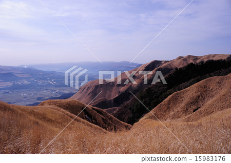 冬天阿蘇北胡同山 冬天阿蘇北胡同山 15983176