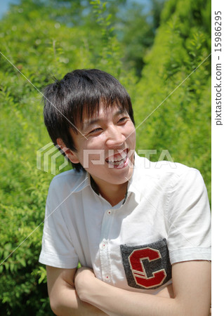 男性形象微笑 男性形象微笑 15986295