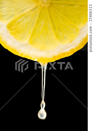 Lemon  15986313