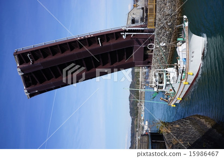 Hand-held port movable bridge and fishing boat 15986467