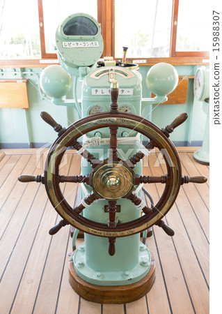 Steering room of ship 15988307