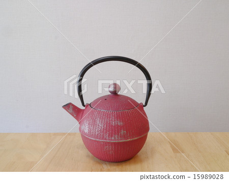 Red Southern Iron Bottle 15989028