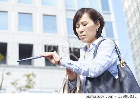 在四十年代的女性事務 在四十年代的女性事務 15990833