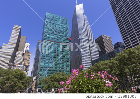 Modern building around Bryant Park 15991305