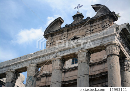 Temple of Antoninus Pius and Faustina Temple of Antoninus Pius and Faustina 15993121