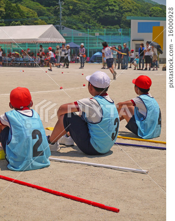 Sports day at elementary school 16000928