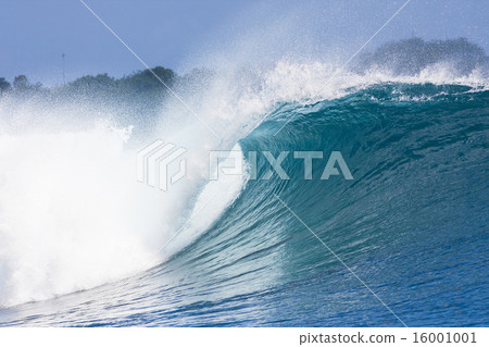 Ocean Blue Wave 16001001