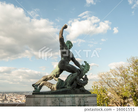 liberty statue of Budapest liberty statue of Budapest 16001555