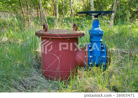 Old expansion pipe joined with new blue valve Old expansion pipe joined with new blue valve 16003471