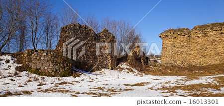 fortress ruins fortress ruins 16013301