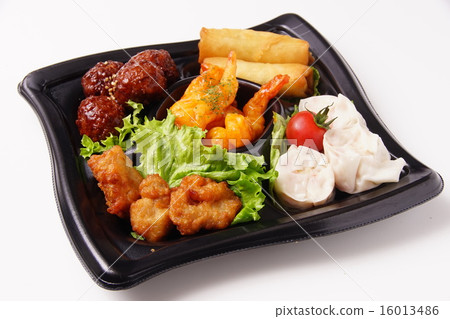 Chinese cuisine  16013486