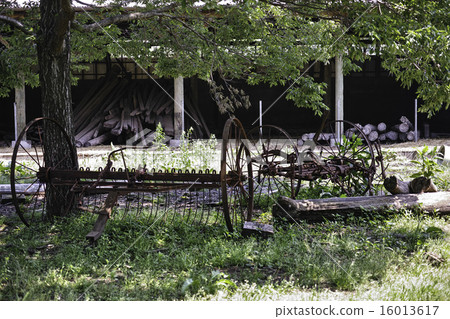 Agricultural equipment 16013617