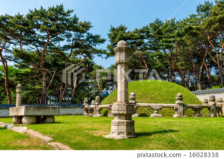 Seonjeongneung Royal Tombs Seonjeongneung Royal Tombs 16028338