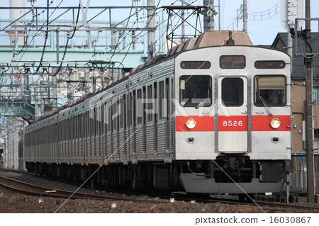 [DT] Tokyu Denentoshi Line 8500 series train (direct to Tobu Isesaki Line) 16030867