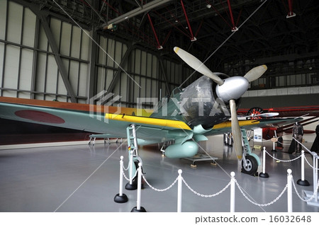 Zero type ship fighter aircraft type 52 16032648