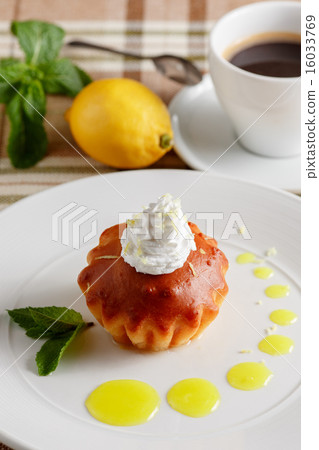 Baba based on Limoncello Baba based on Limoncello 16033769