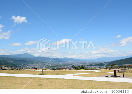 Discard service area 16034113