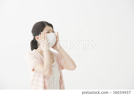 蒙面的女人(20多歲) 蒙面的女人(20多歲) 16034937