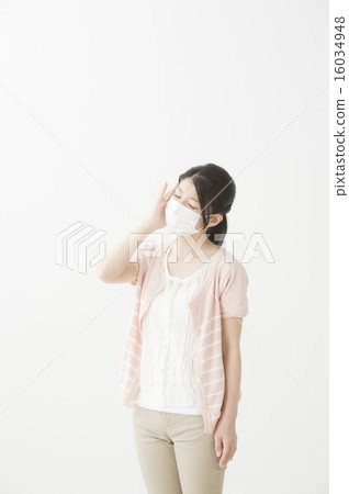 蒙面的女人(20多歲) 蒙面的女人(20多歲) 16034948