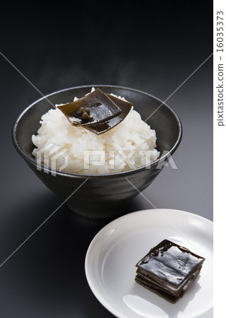 Tsukudani of kelp and rice Tsukudani of kelp and rice 16035373