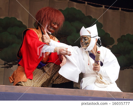 Kyogen（Senbon Eumakado表演“Enma”） 16035777