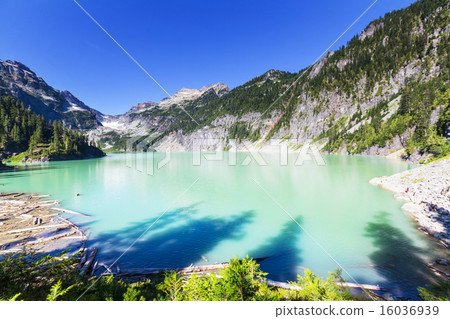 Mountains lake Mountains lake 16036939