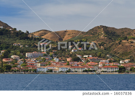 town at sea coast 16037836