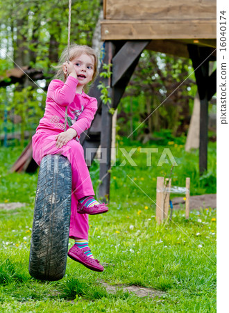 yung girl sitting 16040174
