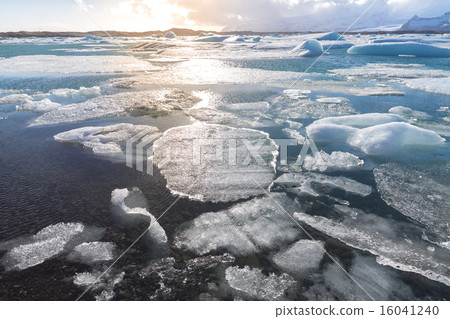 Vatnajokull Glacier Iceland 16041240